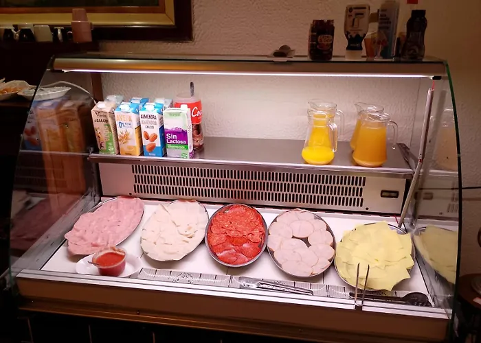 Hostal Caste Lloret de Mar